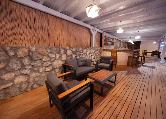 Vista Del Faralya 3*