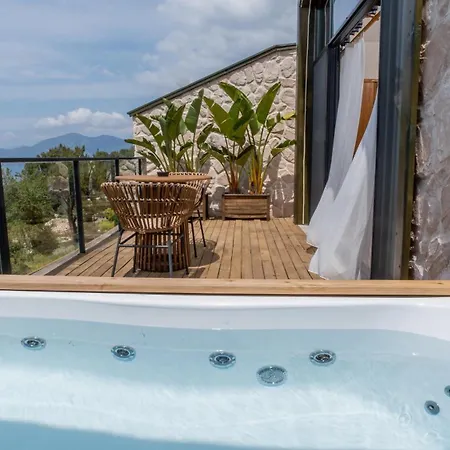 Hotel Vista Del Faralya 3*