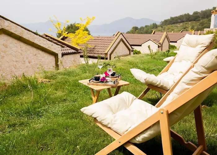 Hotel Vista Del Faralya 3*