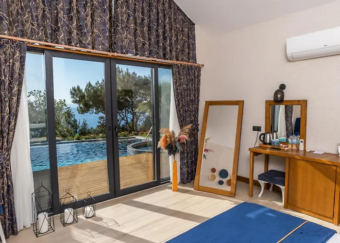 Vista Del Faralya Hotel